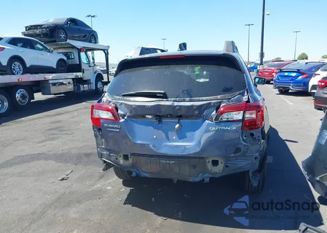 2018 Subaru Outback 2.5I Limited z USA, uszkodzony, nr VIN 4S4BSANC6J3299923